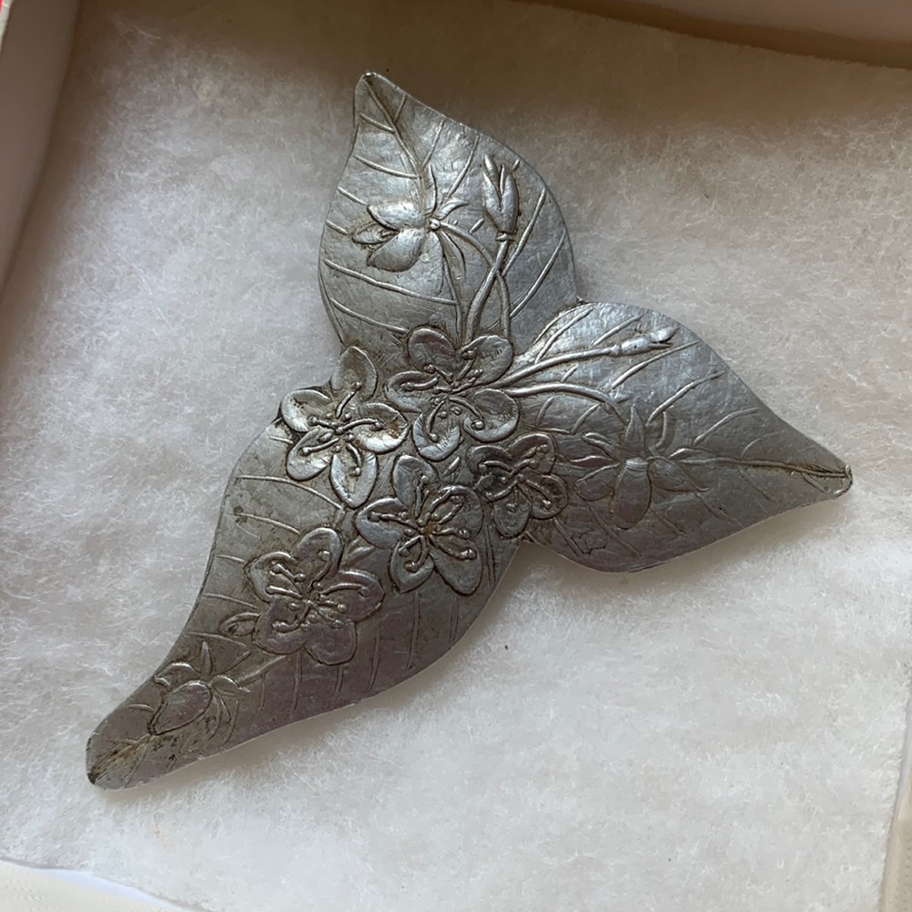 Vintage Wendell August Forge Art Iron Brooch Pin